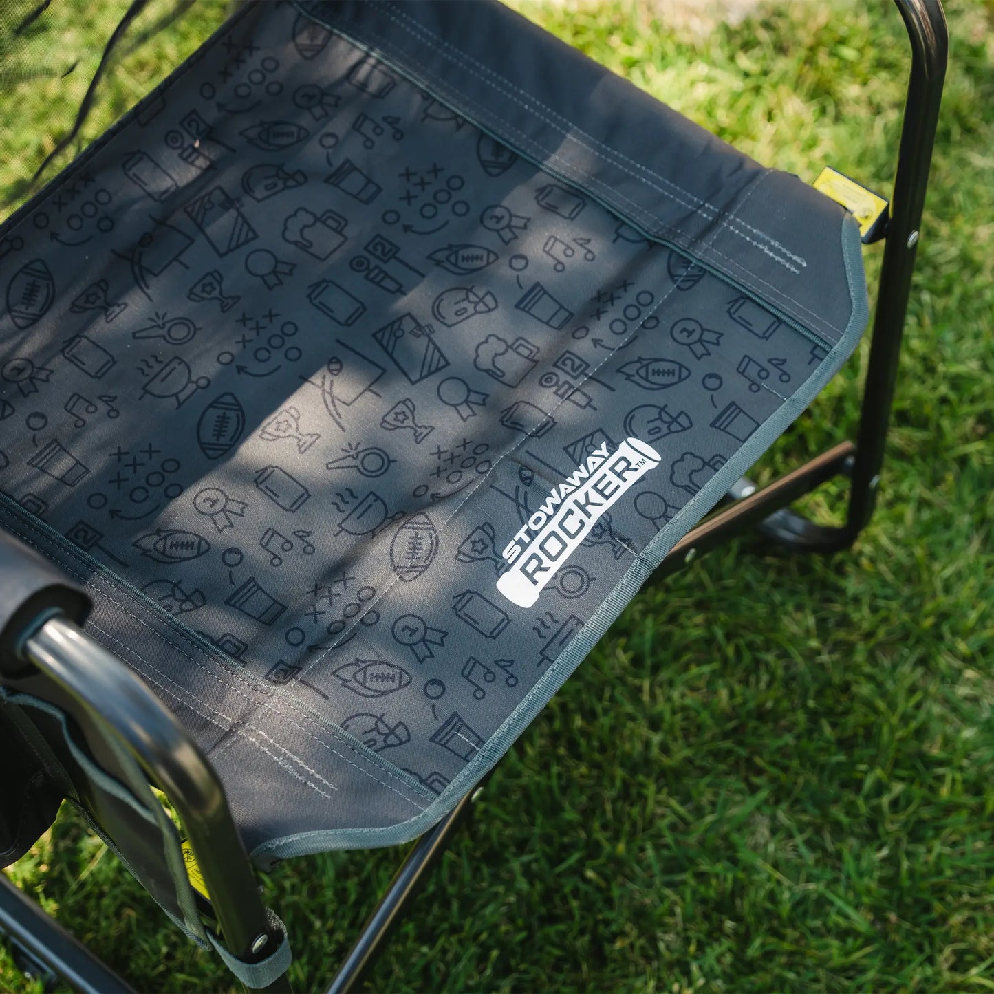 Lightweight Messenger Stowaway Rocker - Choice 794 - Premium Slim-Fold Compact Chair with Messenger Bag Detail