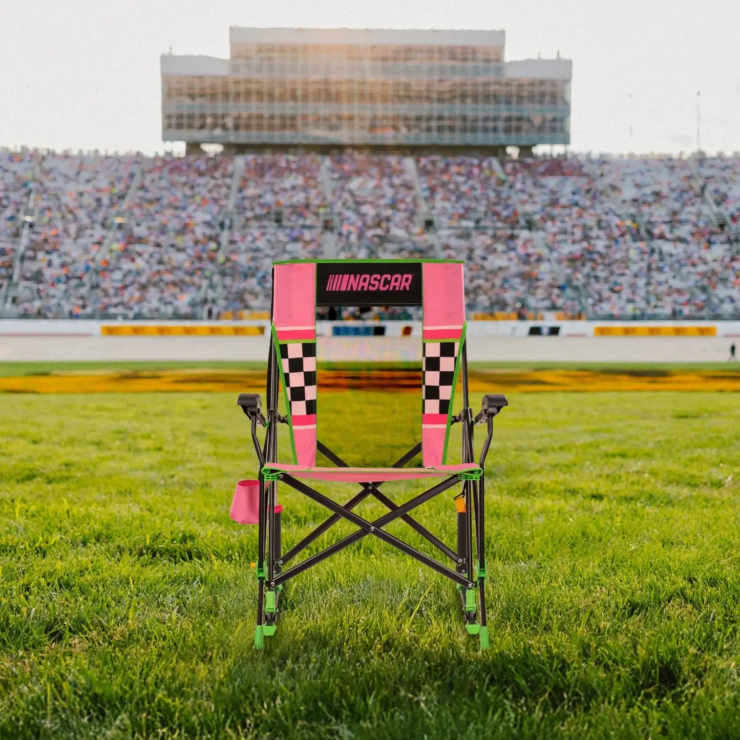 Heavy-Duty Freestyle RoadTrip Rocker - NASCAR For Her - Choice 560 - Heavy-Duty Kickback Rocker with Beverage Holder Detail